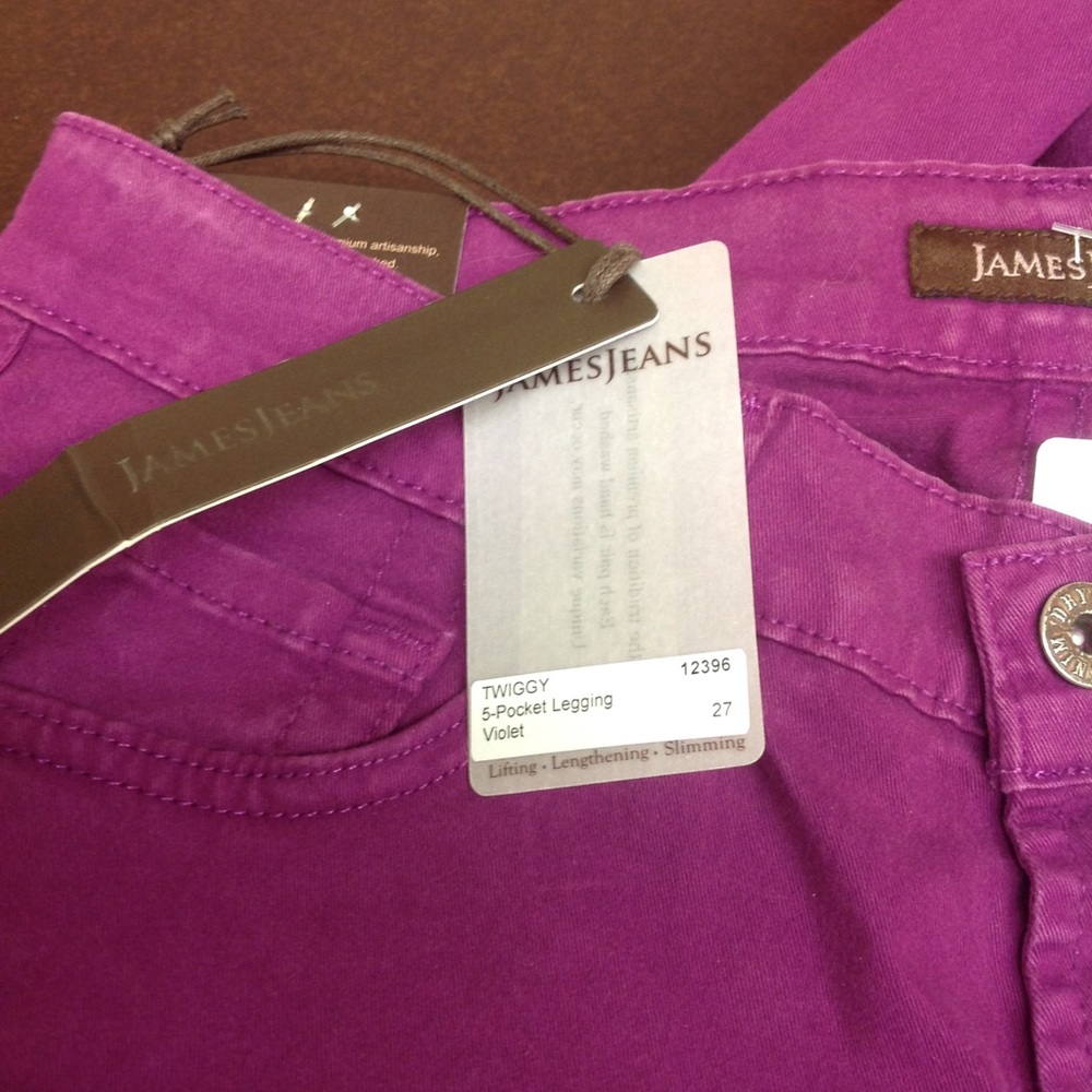 James Jeans Twiggy, 27, Violet, NWT